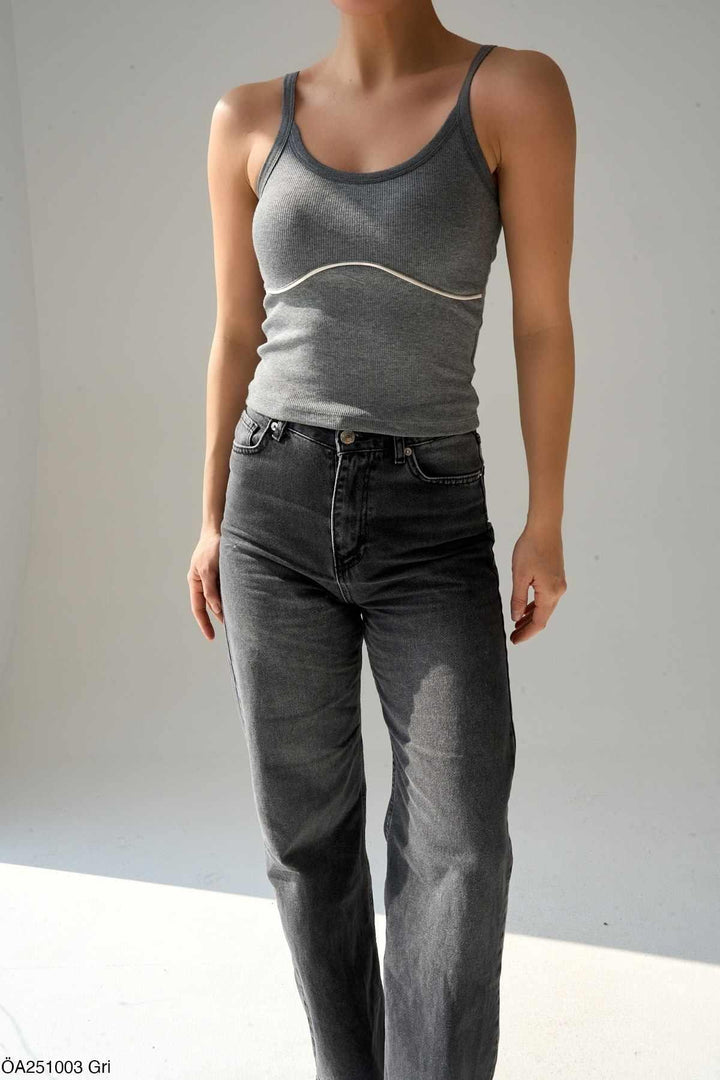 Wawed String Tank – 9Teen Boutique