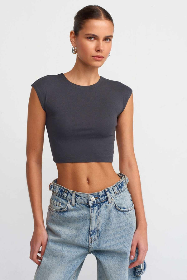 Crop Fitted Tee - 9Teen Boutique