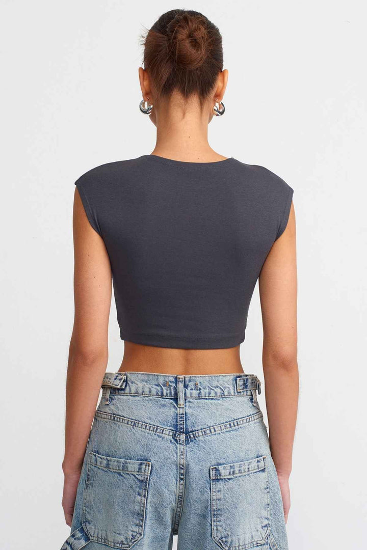 Crop Fitted Tee - 9Teen Boutique