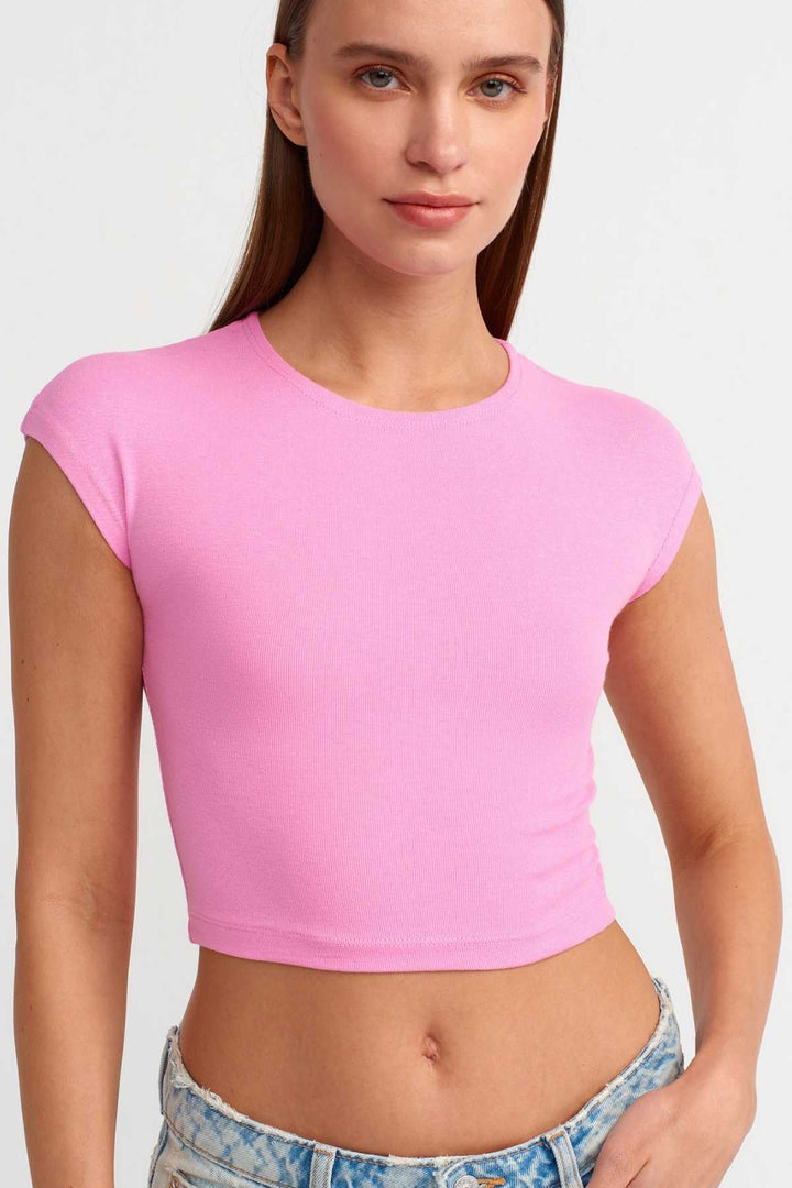 Crop Fitted Tee - 9Teen Boutique